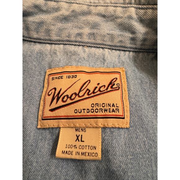 Vtg Woolrich Men's Button Down Light Wash Denim Short Long Sleeve Size XL - Picture 3 of 4